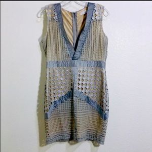 Misguided body con lace over lay dress